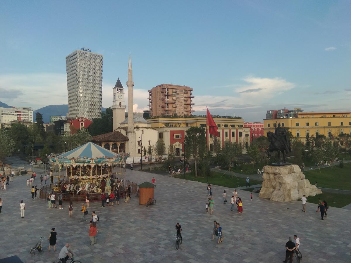 Ferienwohnung Tirana City Center Exterior foto